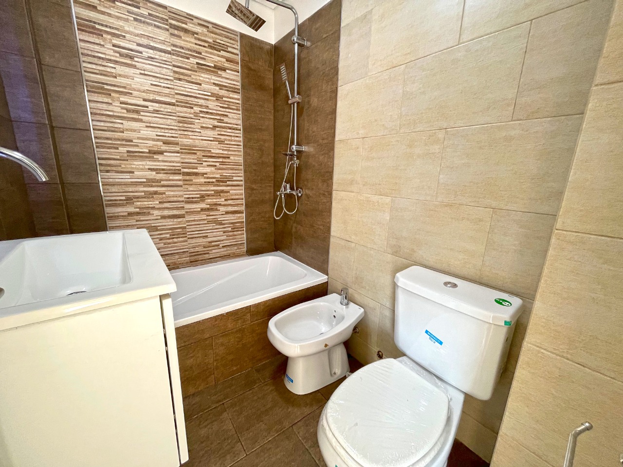 Baño de una propiedad gestionada por Sinesi
